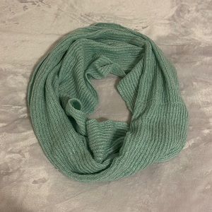 Infinity scarf